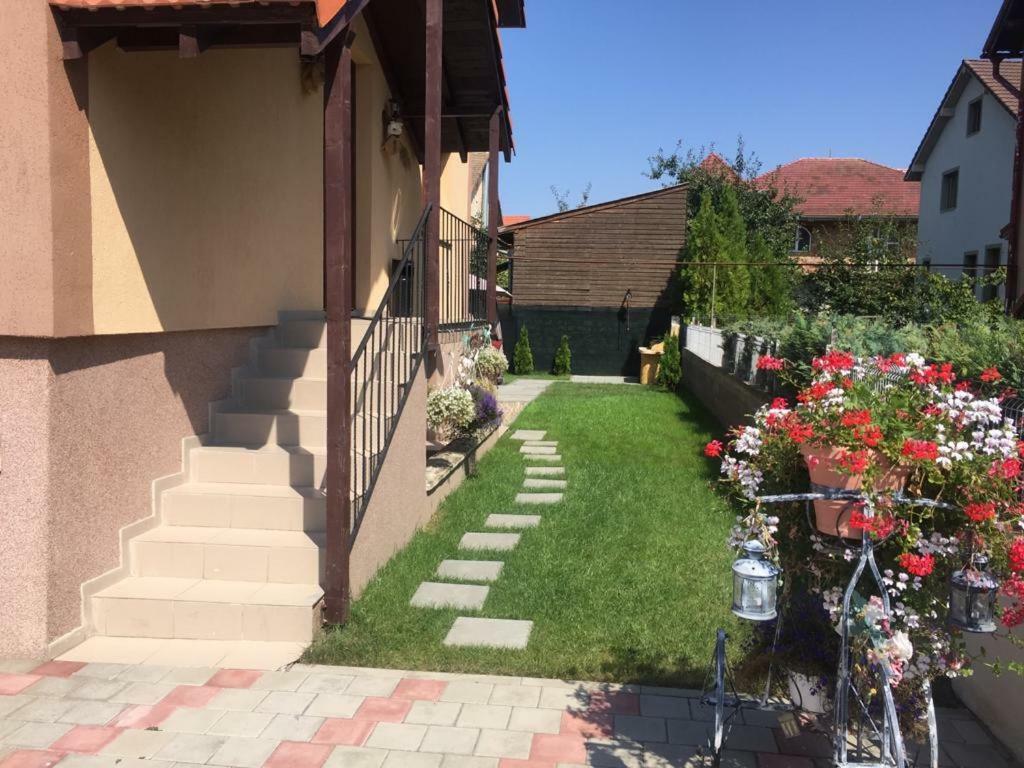 Casa In Zona Linistita, Campia Turzii Villa ภายนอก รูปภาพ